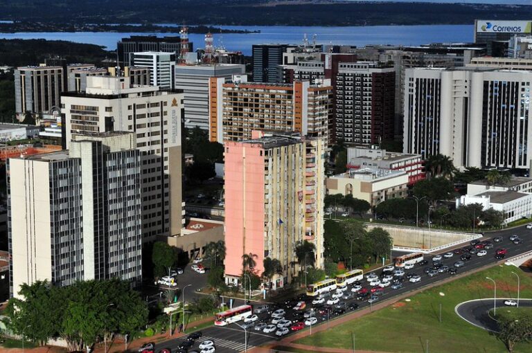 Implosão do Torre Palace mobiliza operação integrada de segurança neste domingo no DF