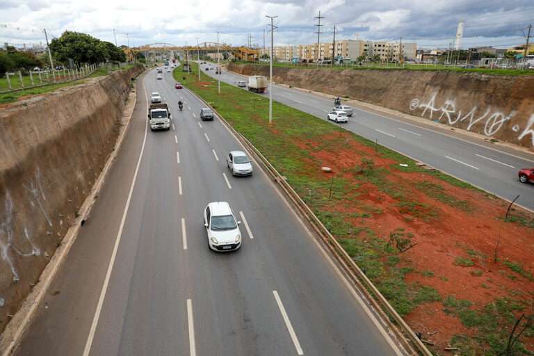Viaduto transforma mobilidade e muda a rotina no Recanto das Emas e Riacho Fundo II