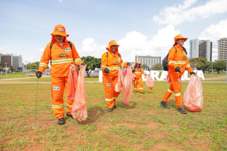 SLU lança campanha Folia Limpa 2026 e vai premiar blocos que incentivarem descarte correto de resíduos