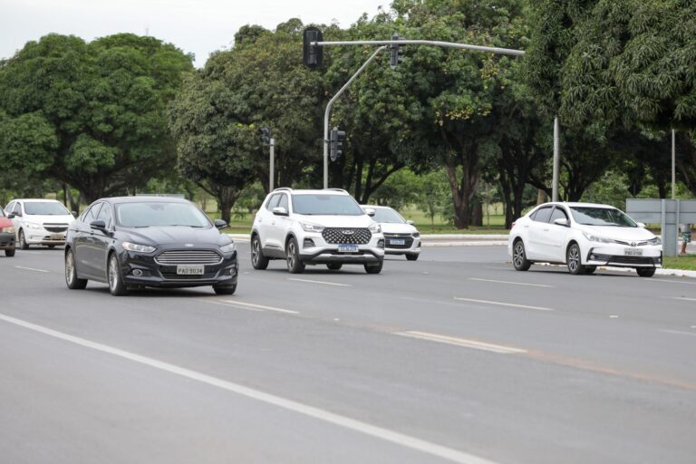 IPVA 2026 no DF começa a vencer dia 23 e pagamento segue até sexta conforme final da placa