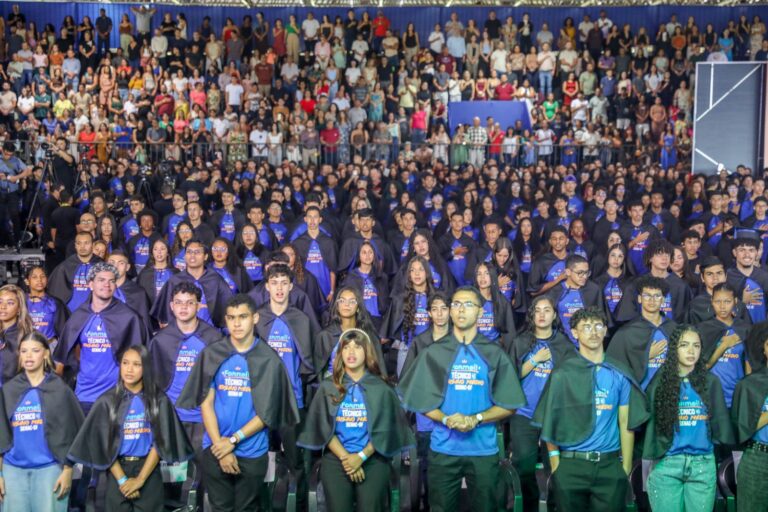 Técnico no Ensino Médio forma 1,5 mil alunos da rede pública do DF e amplia oportunidades no mercado de trabalho
