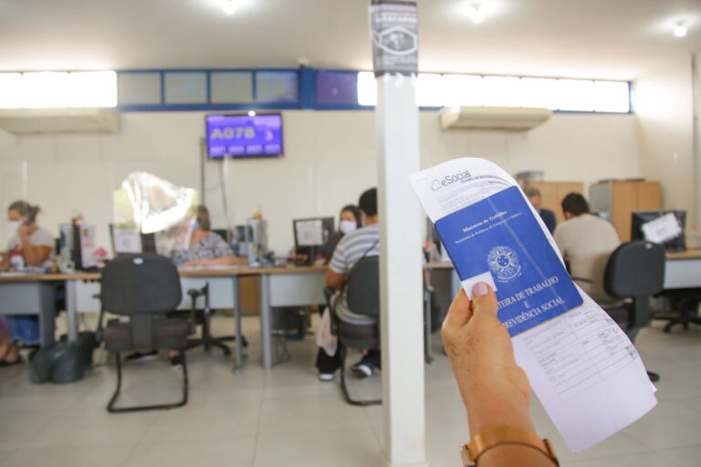 Agências do trabalhador do DF oferecem 666 vagas de emprego nesta quinta-feira (12)