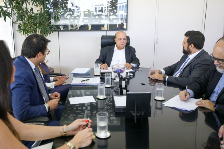 GDF firma convênio com UnB para mestrado voltado à inovação e inteligência artificial