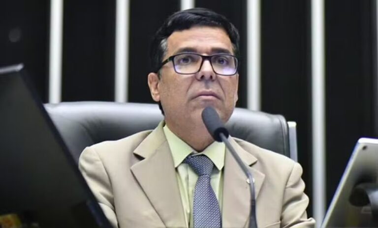 Morre Paulo Fernando, ex-deputado federal do DF e defensor da comunicação independente, aos 58 anos