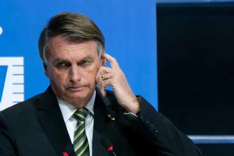 TSE forma maioria pela inelegibilidade de Jair Bolsonaro por oito anos