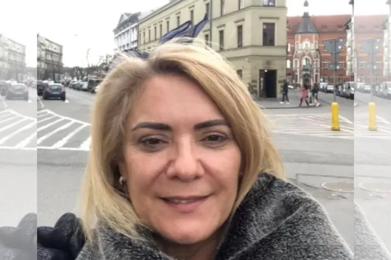 Ana Cristina Valle, ex-mulher de Bolsonaro, perde nacionalidade brasileira