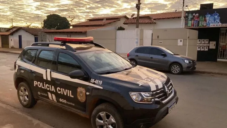 Diretor de escola particular é acusado de assediar adolescentes
