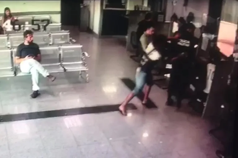Justiça mantém prisão de agressor que esfaqueou PM em delegacia
