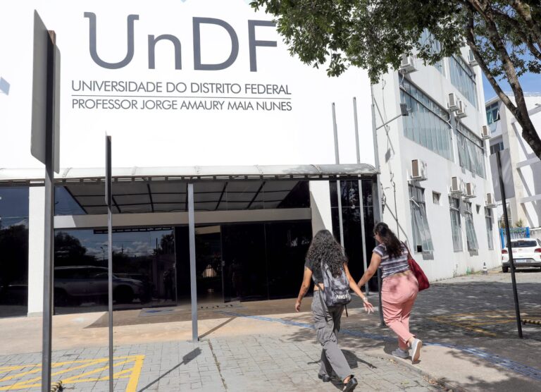 GDF nomeia Fernanda Marsaro dos Santos para a reitoria da UnDF