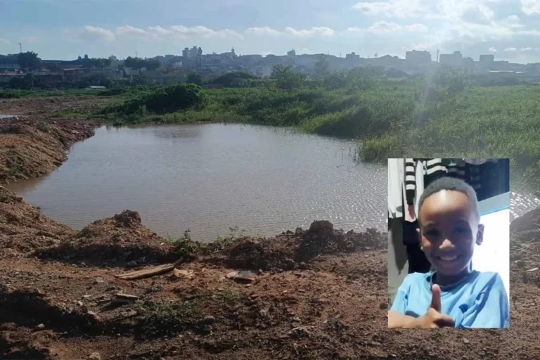 Menino de 8 anos morre afogado em área que virou “piscinão” após chuva