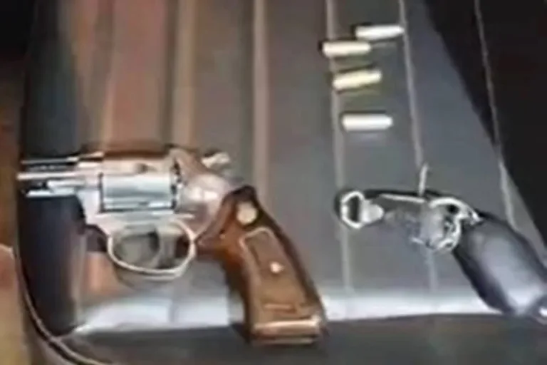 Homem mata próprio irmão com 5 tiros na frente do pai e da mãe