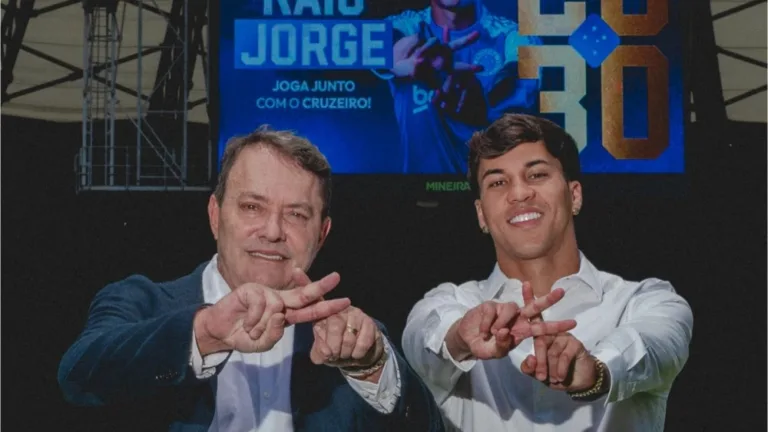 Cruzeiro anuncia renovação com Kaio Jorge após investida do Flamengo