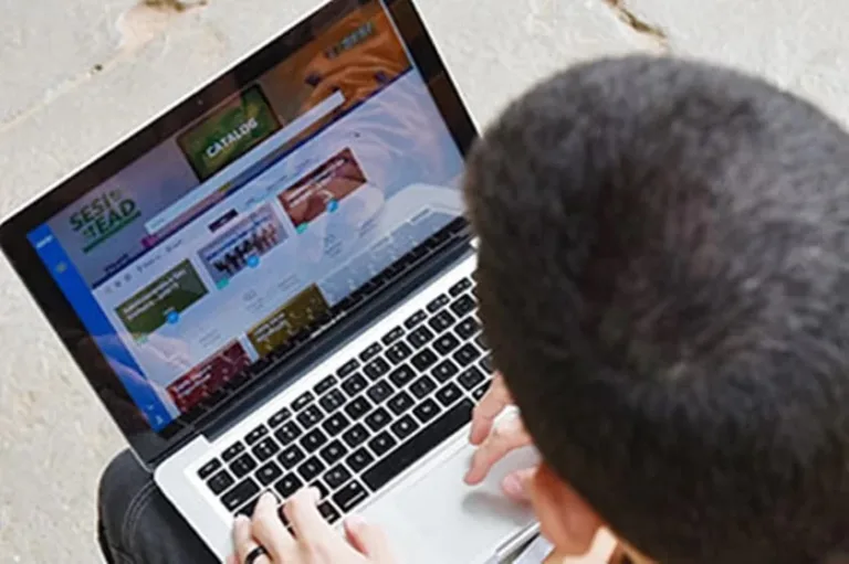 Sesi-DF abre editais da EJA para o Ensino Fundamental e o Ensino Médio