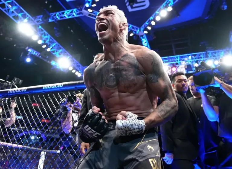 Charles do Bronx faz rapper Drake perder mais de R$ 2 milhões com vitória no UFC