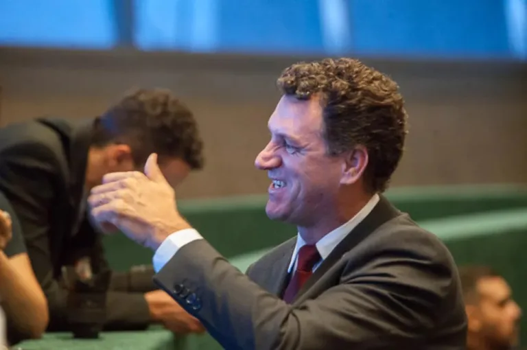 CEOF aprova Projeto de Lei do Deputado Iolando para inclusão e proteção dos direitos das pessoas com autismo no DF