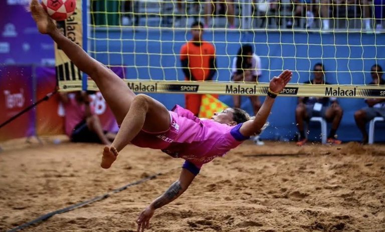 Brasília recebe torneio inédito que reúne arenas de futevôlei do DF