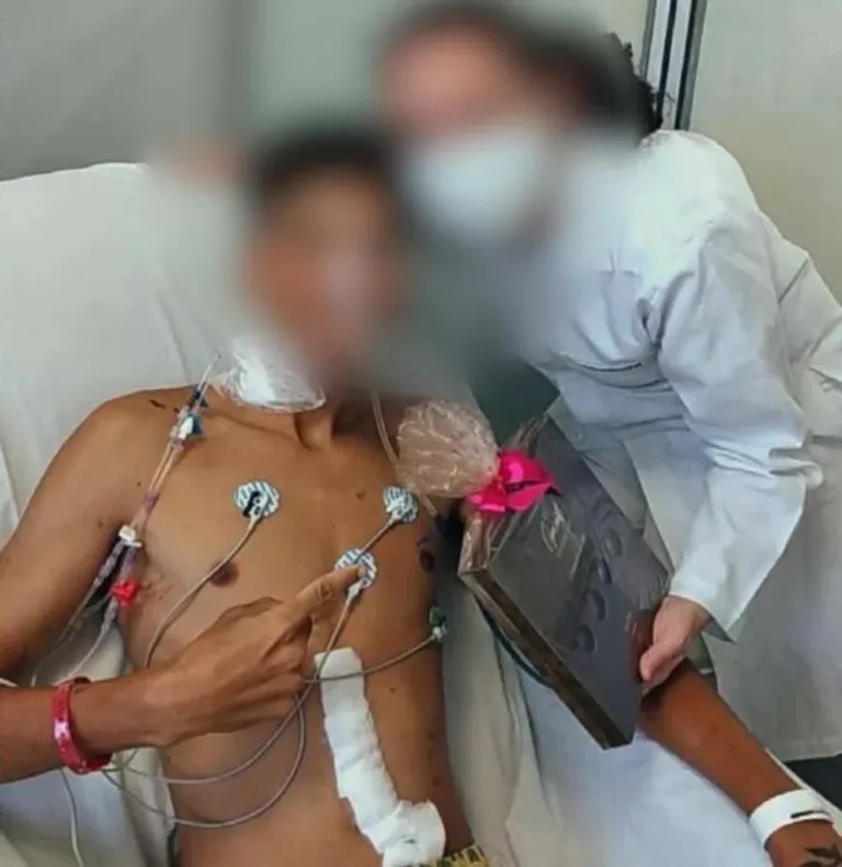 Polícia diz que namorada usou caco de vidro para abrir barriga de jovem e casal segue junto