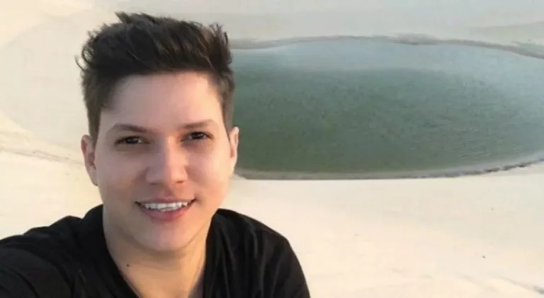 PM e porteiro tentaram conversar com Karol Eller na janela de prédio