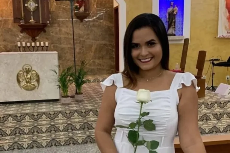 Jovem morta que teve corpo lançado para fora de carro foi estuprada