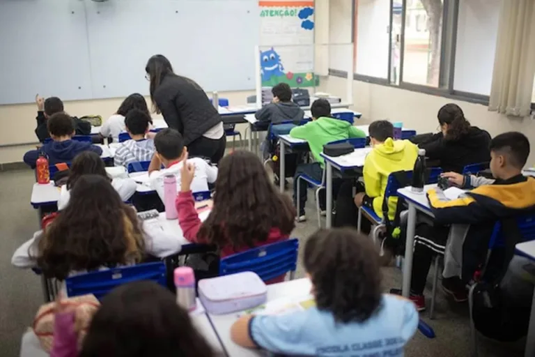 Ibaneis nomeia centenas de professores e pedagogos. Veja a lista