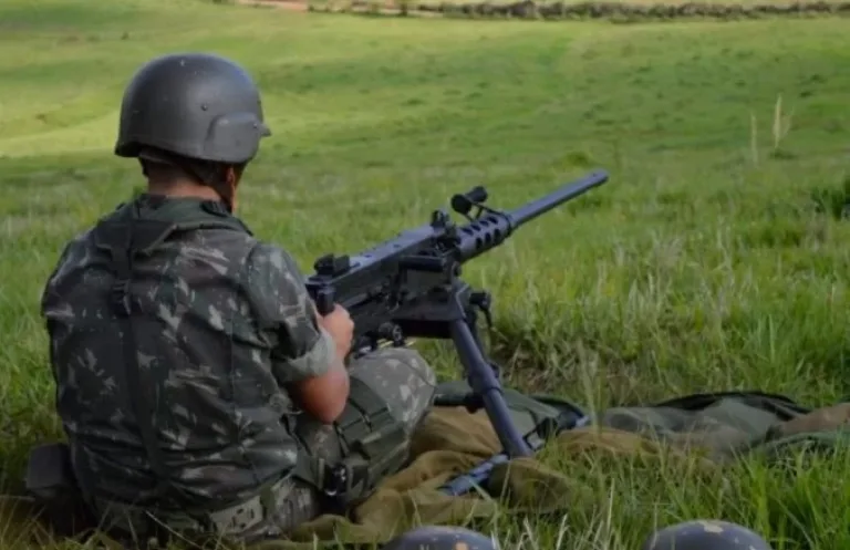 Armas furtadas em SP foram oferecidas ao CV por até R$ 180 mil cada