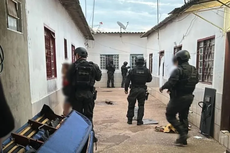 PCDF faz megaoperação contra grupo que recruta criminosos para o PCC