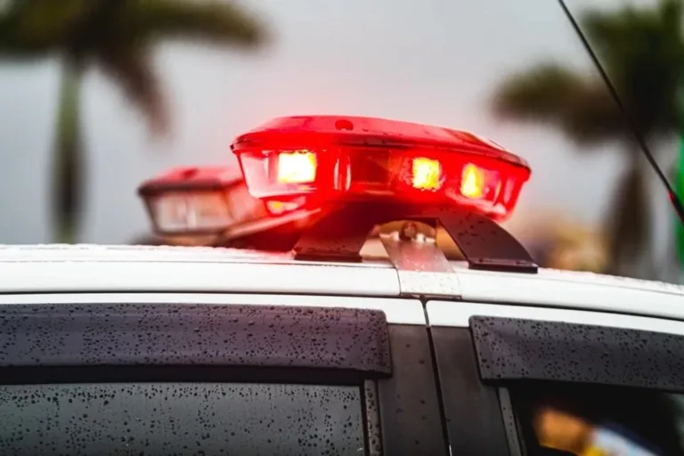 PMs desaparecem em rio no Entorno do DF e bombeiros iniciam buscas