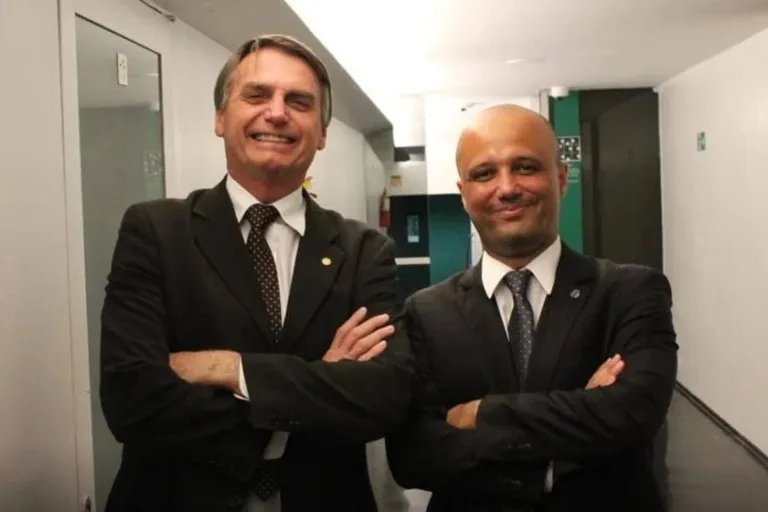 Ex-líder do governo destinou R$ 137,1 milhões do orçamento secreto