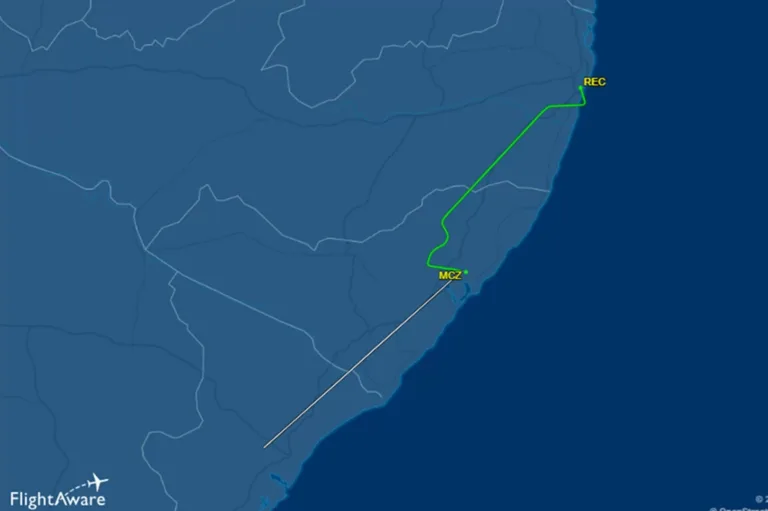 Após falha técnica, avião da Azul precisa mudar rota e pousa em Maceió