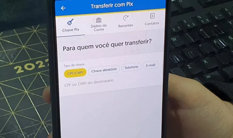 Vendedor recebe PIX de R$ 275 mil por engano e devolve o dinheiro
