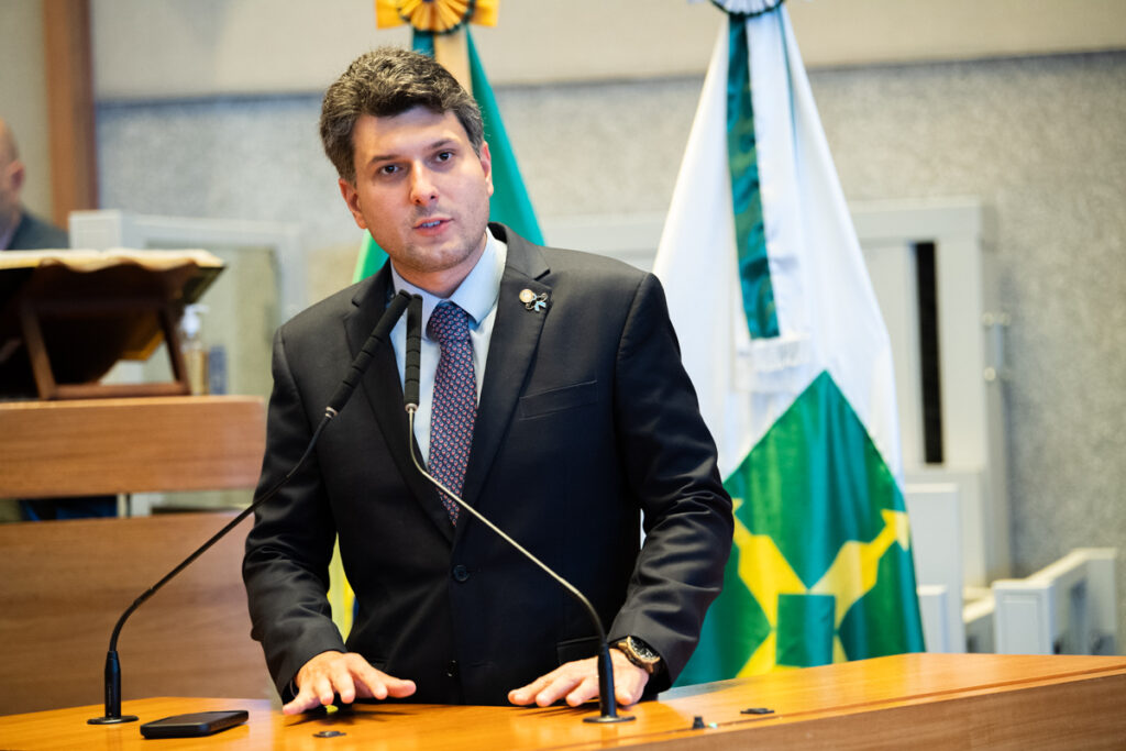 AO VIVO: Vozes da Comunidade recebe o Deputado Eduardo Pedrosa neste sábado
