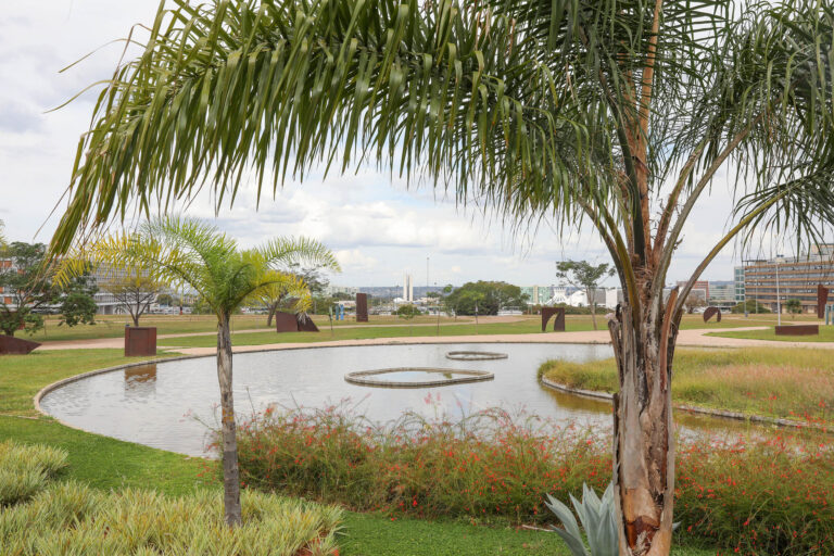 Jardim Burle Marx consolida nova área de lazer no centro de Brasília