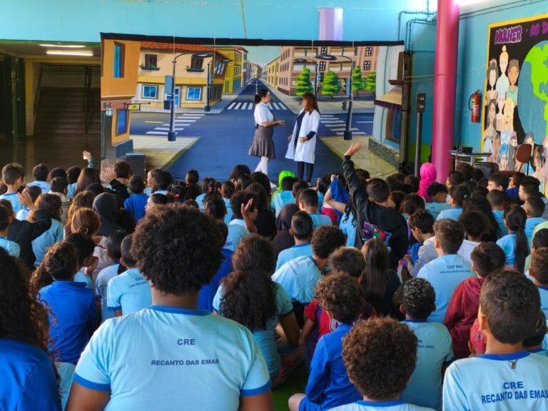 Maio Amarelo leva educação de trânsito a dez regiões administrativas