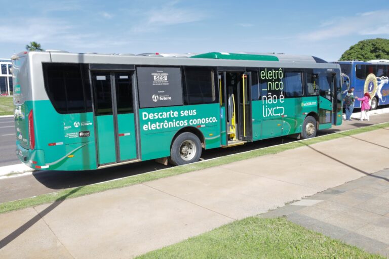 Programa reaproveita lixo eletrônico e oferece cursos gratuitos no DF
