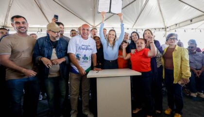 Solenidade de endereçamento de lotes para moradia de pessoas com deficiência em Ceilândia