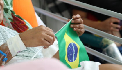 Ação de Copa anima pacientes com câncer no Hospital de Base