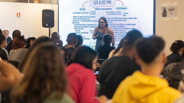 Alunos participam de aula preparatória do Aprova DF