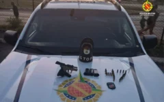 Pistola e munições apreendidas pela PMDF no Recanto das Emas