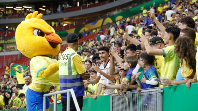 Servidores do DF poderão sair três horas antes dos jogos do Brasil