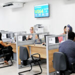 Atendimento ao público em uma Agência do Trabalhador do Distrito Federal