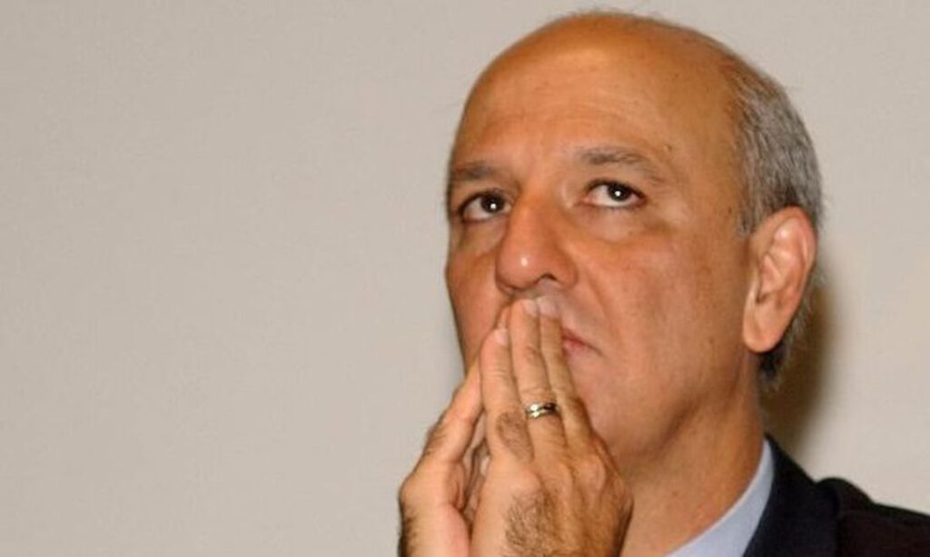 Arruda gasta quase R$ 40 mil em anúncios mesmo sem ter candidatura garantida