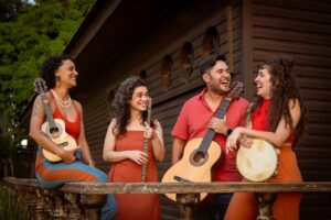 Músicos do projeto Conexões Camerísticas na Praça, atração na Vila Planalto