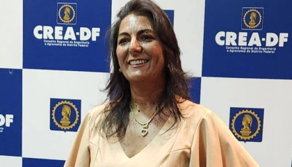 Adriana Resende é reeleita para a presidência do CREA-DF com ampla votação