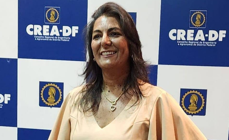 Adriana Resende é reeleita para a presidência do CREA-DF com ampla votação