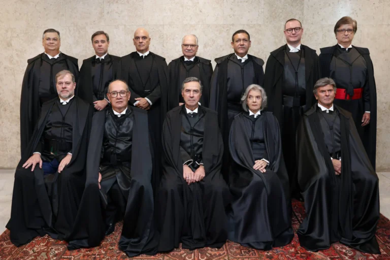 Ativismo judicial faz a toga pesar mais que o voto