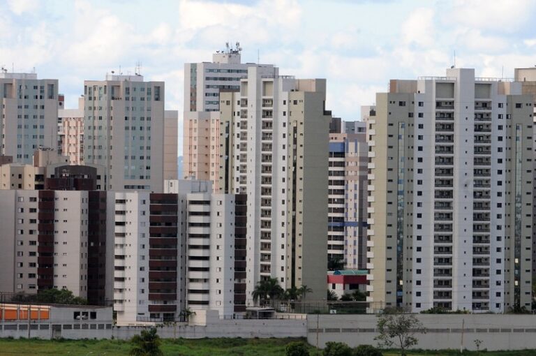 Imóveis no Distrito Federal em matéria sobre vencimento do IPTU