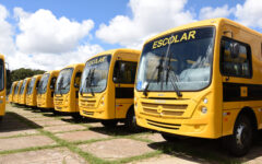 Ônibus escolar usado no transporte de estudantes da rede pública do Distrito Federal