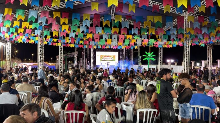 Público participa de festa religiosa do Circuito Paroquial no Distrito Federal