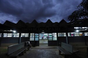 Unidade básica de saúde permanece aberta durante o período noturno no Distrito Federal