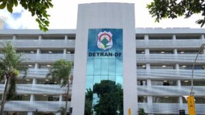 Detran-DF muda regras para provas da CNH e amplia uso de biometria